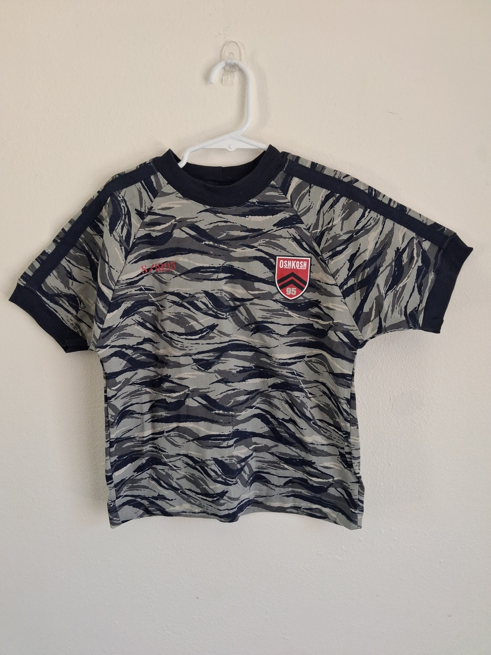 Vintage OshKosh B'gosh Camo Gray Boys' Graphic Tee